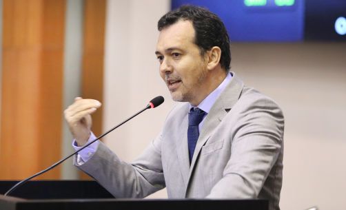 Lúdio destaca qualidades de Natasha, mas pondera que é cedo para defini-la como sua vice