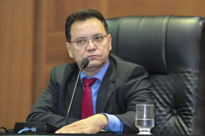 Após mortes de motoristas, deputado pede leis mais duras para punir menores