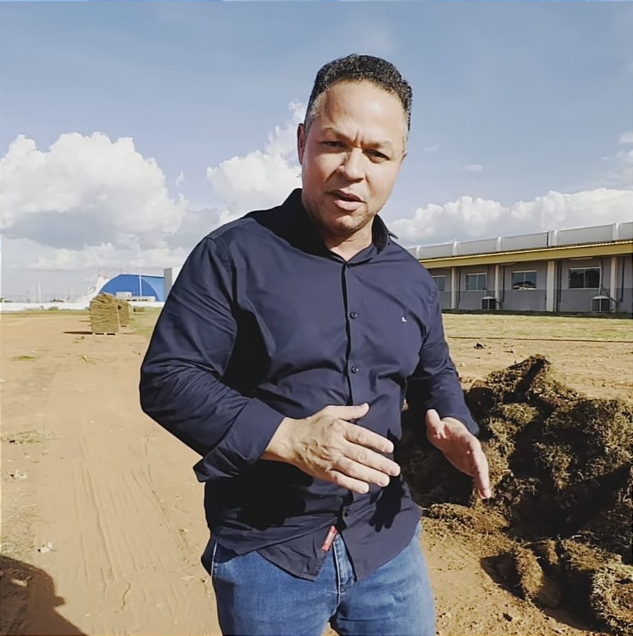 Deputado mostra cratera em bairro de Rondonópolis: “abandono e descaso”