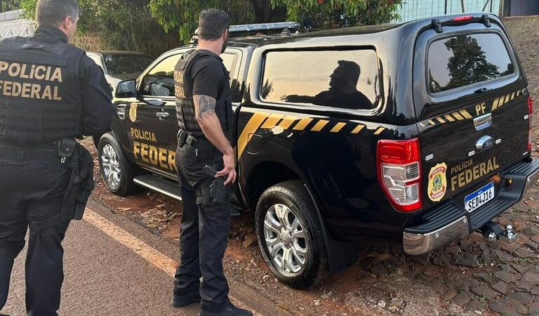 Empresas não ligadas à construção civil e R$ 3 milhões nas contas de servidor chamara atenção da PF; veja lista de alvos