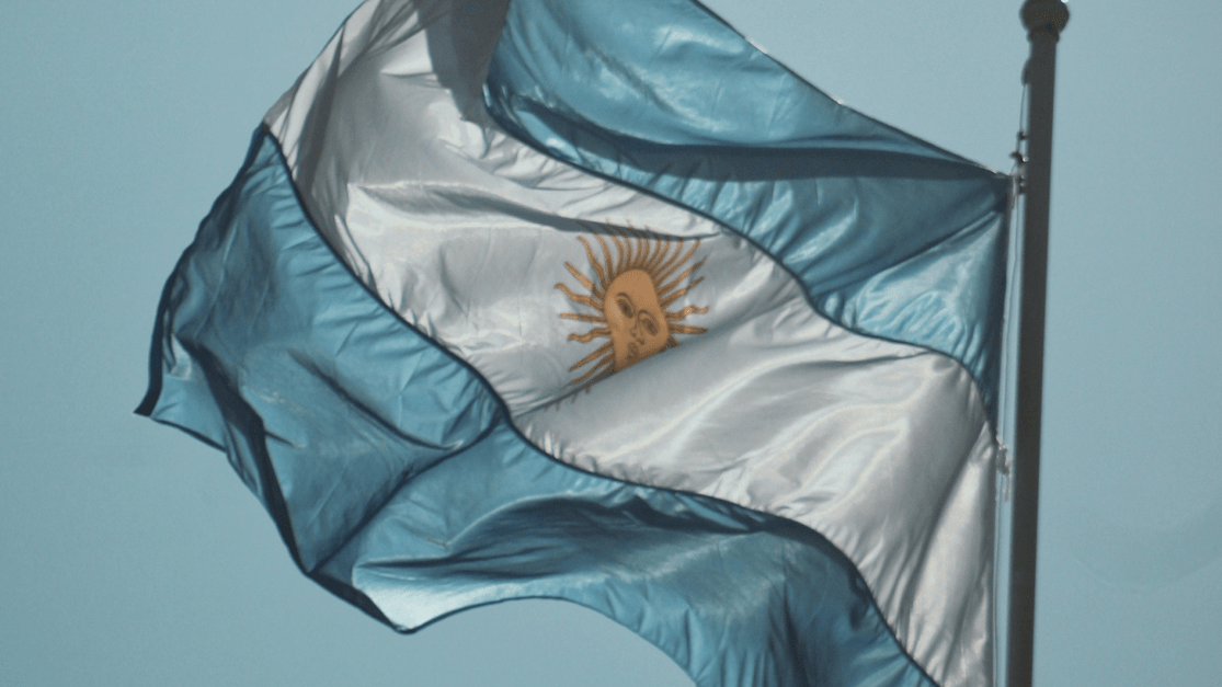 Salários na Argentina avançaram a níveis pré-Milei, diz Samuel Pessôa