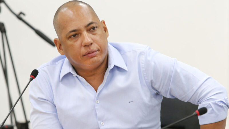 Juca se coloca para disputar prefeitura, defende protagonismo do MDB e cobra fidelidade de deputada