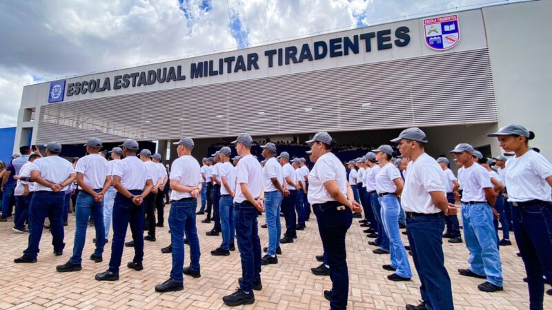 Justiça manda arquivar ação de vereadora que buscava barrar criação de escolas militares