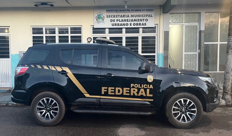 PF cumpre mandados contra servidores e empresas por fraudes na aplicação de recursos federais por prefeitura