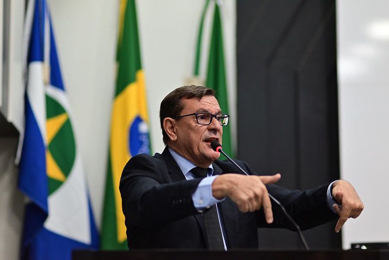 Presidente da Comissão Orçamentária aguarda defesa de Emanuel sobre contas