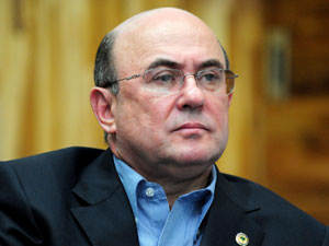 Riva diz que é o “pai” do VLT e critica ex-governadores pela não conclusão do modal