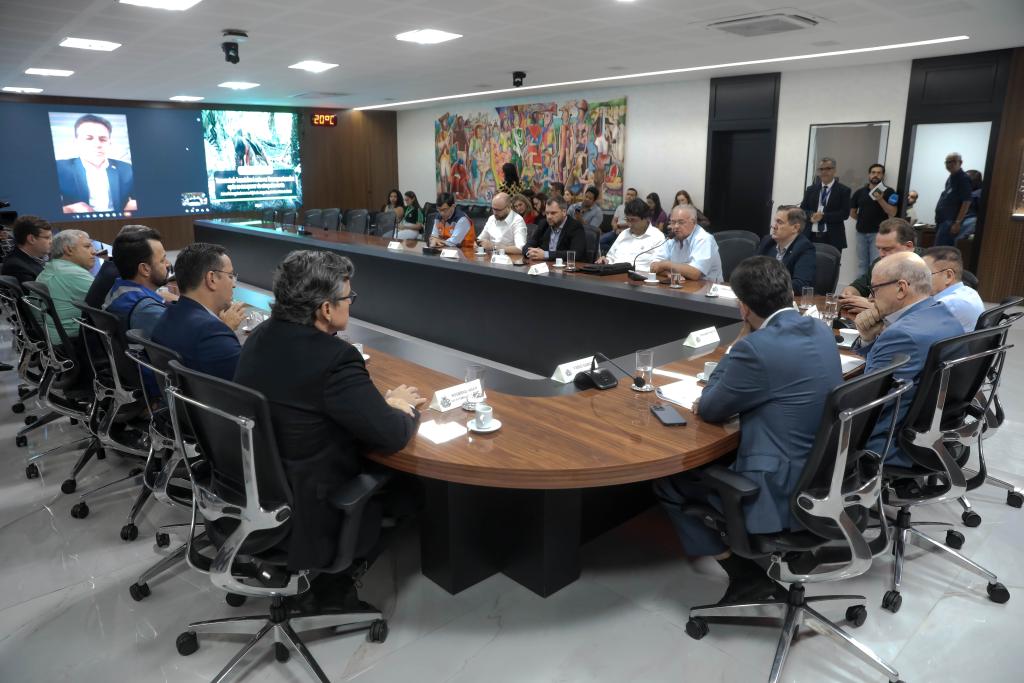 Entidades concordam com proposta de MT e projeto de ajuda de R$ 50 milhões ao RS será enviada à AL