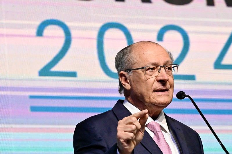 Quanto menor os juros, melhor para o desenvolvimento do país, disse Alckmin 
