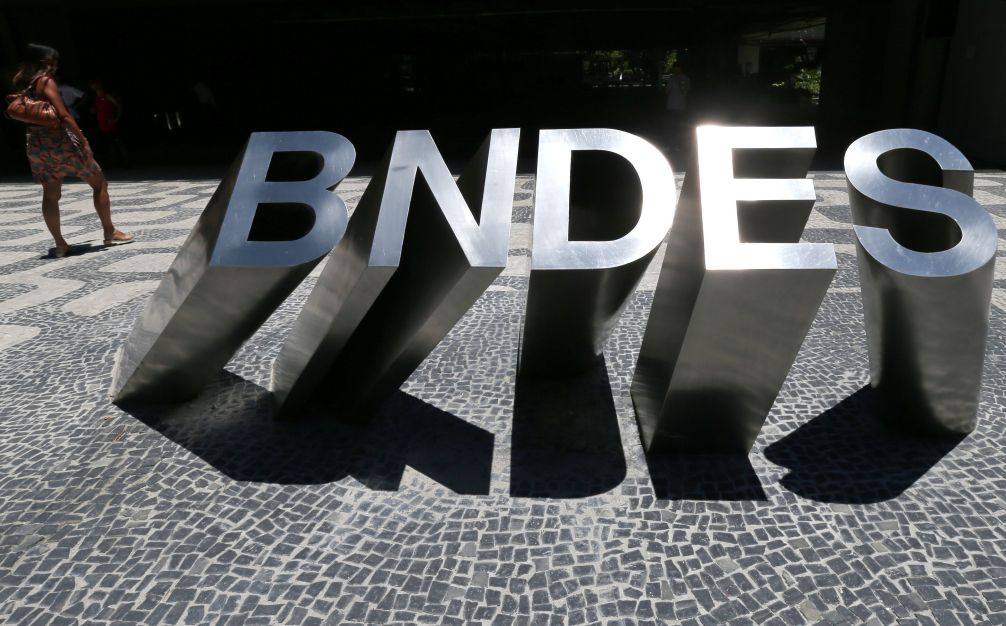 Crédito do BNDES a micro, pequenas e médias empresas cresce 46% em 2024