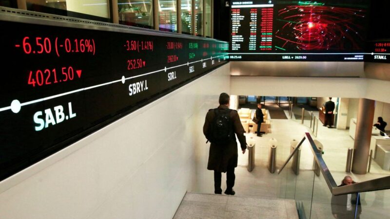 Bolsas da Europa operam mistas, após relativa calma em NY e à espera de PCE dos EUA