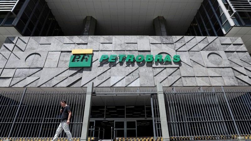 Expansão da Petrobras para a África não tira prioridade do Brasil, diz diretora