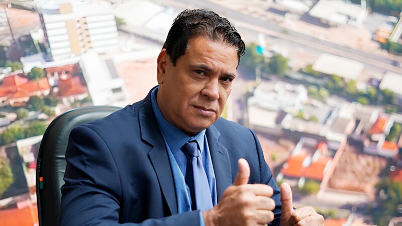 Procuradoria quer arquivar processo contra vereador acusado de envolvimento com facção; Comissão mantém processo