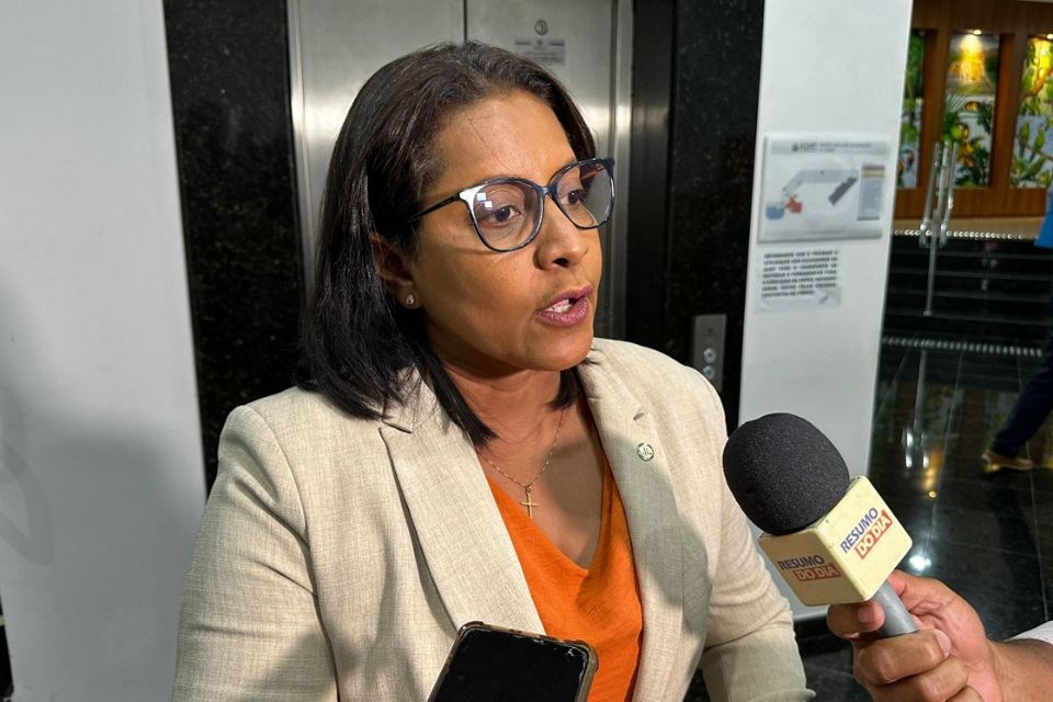 “Uma menina estuprada que abortar pode pegar até 20 anos de cadeia”, alerta Gisela Simona
