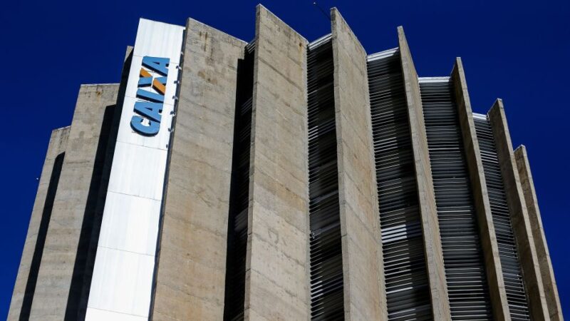 “Azulzinha“: Caixa lança pacote para MEIs com opção de transformar celular em maquininha