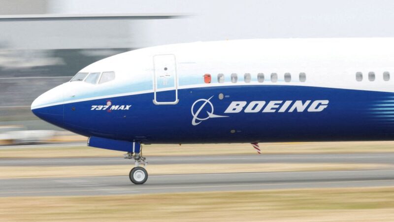 Boeing chega a acordo com sindicato para evitar greve nos EUA