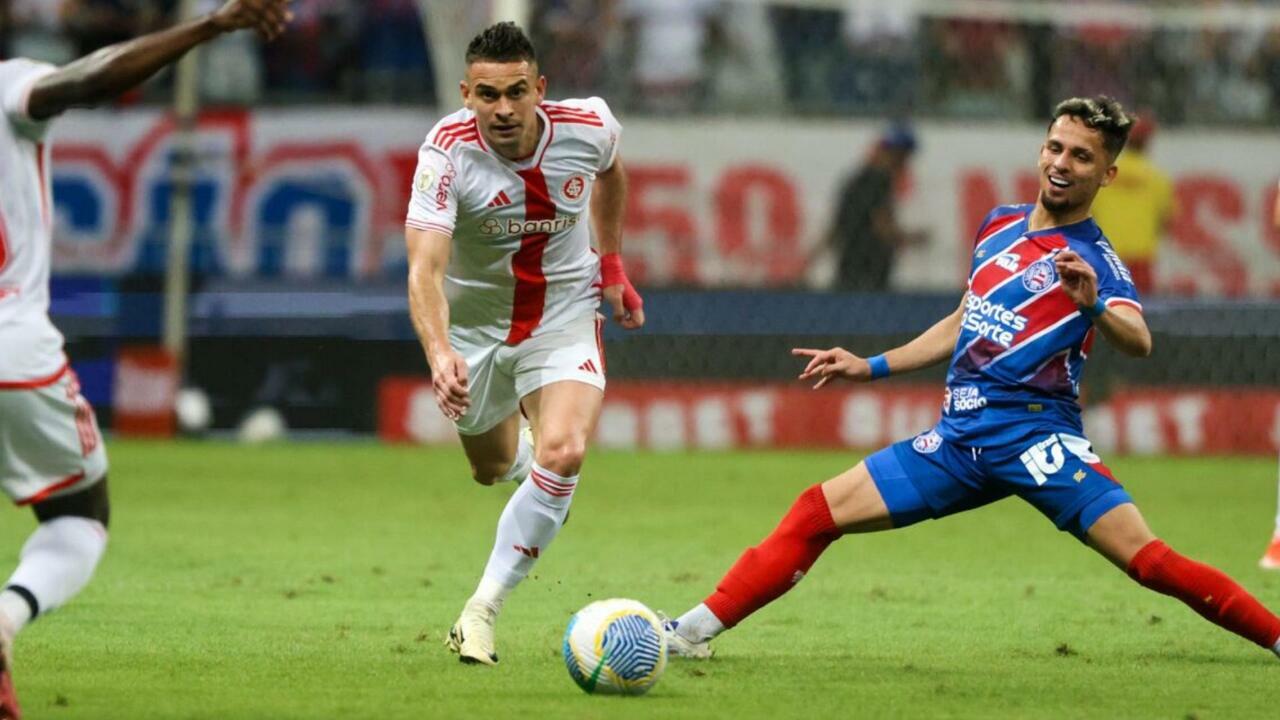 Borré marca no fim e Inter arranca empate com o Bahia na Arena Fonte Nova