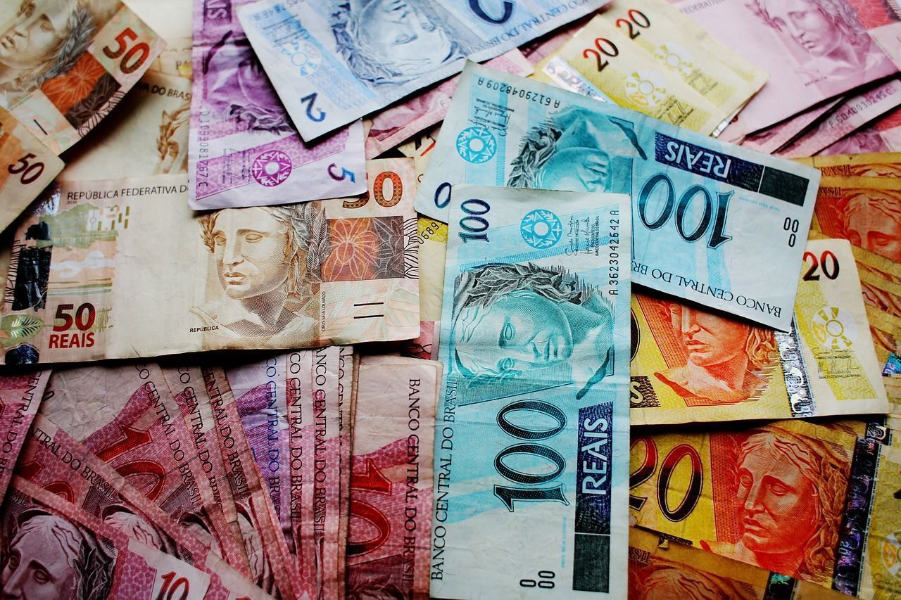 Empréstimo para CLT: Quando os juros do programa não valem a pena?