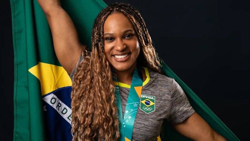 Maioria pela 1ª vez, mulheres encabeçam sonhos de medalhas em Paris