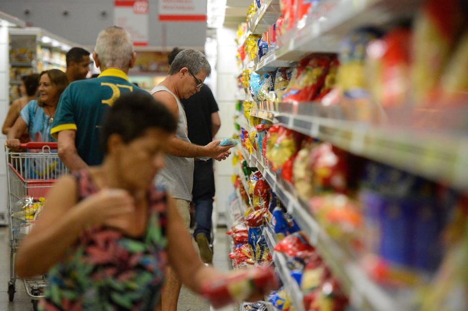 Associação Brasileira de Supermercados vê medidas de ajuste fiscal do governo como positivas