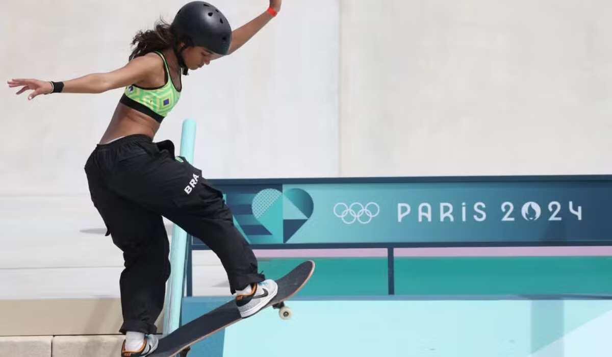 Rayssa começa mal, faz melhor nota da história da Olimpíada e disputa final do skate street