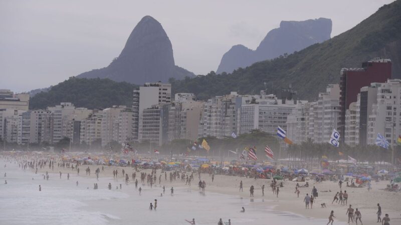 Turistas estrangeiros deixam US$ 3,7 bi no Brasil no 1º semestre, maior valor da história