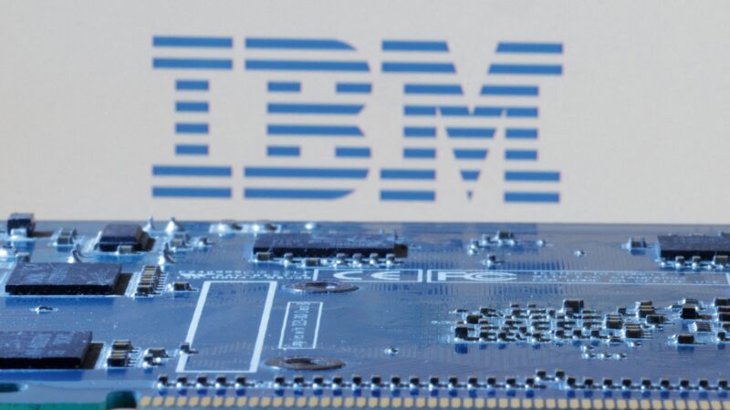 IBM corta mil empregos na China em meio tensões entre Washington e Pequim