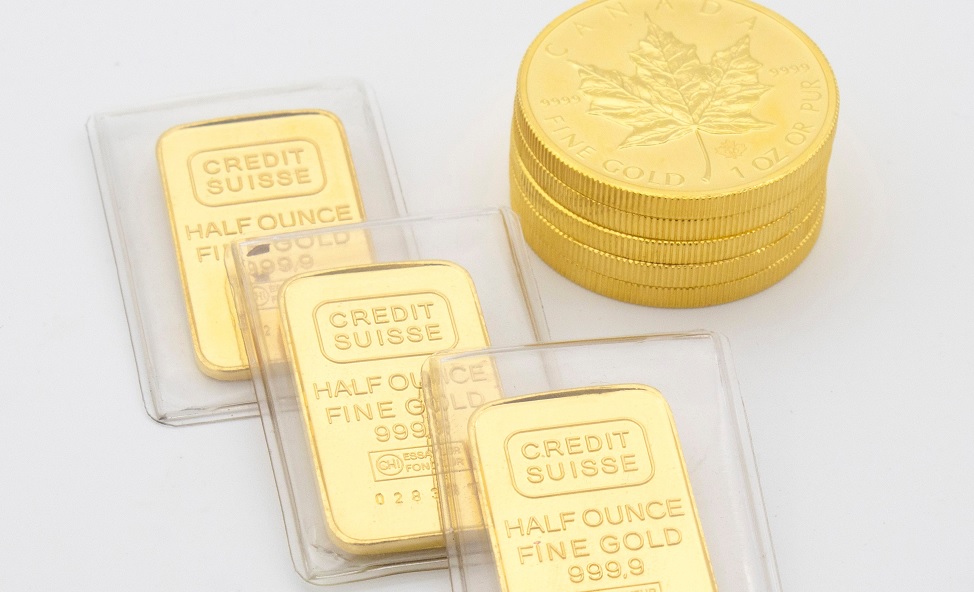 Ouro fecha em queda pressionada por dólar e com alívio na guerra comercial
