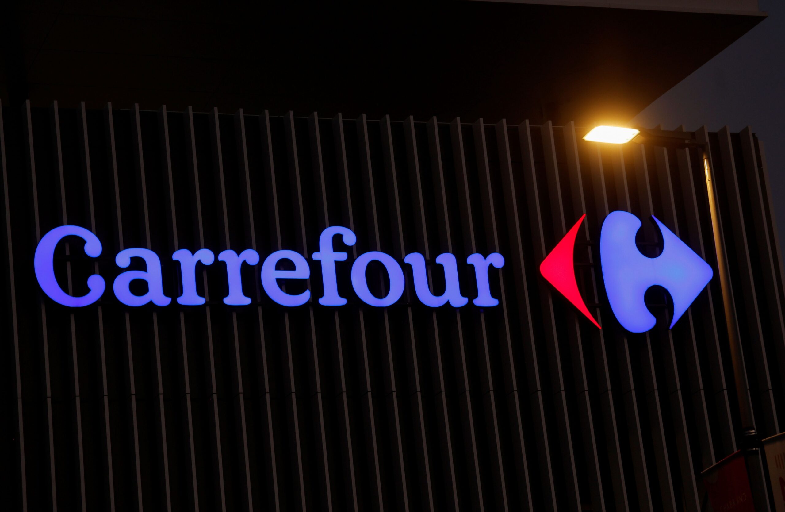Carrefour Brasil soma quase R$ 30 bi em vendas brutas no 3º tri