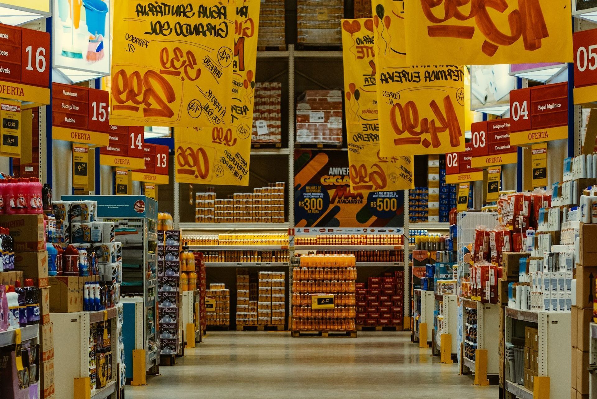 INPC de agosto cai 0,14% após alta de 0,26% em julho, diz IBGE