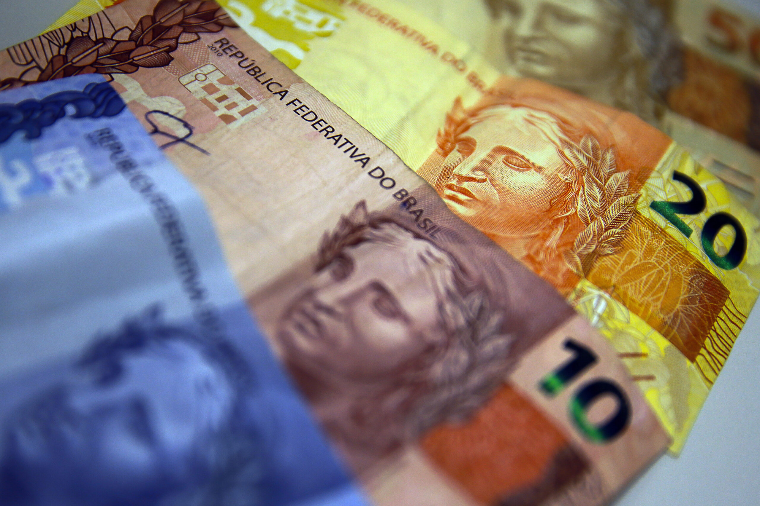 União paga R$ 1,26 bi em dívidas garantidas de estados e municípios