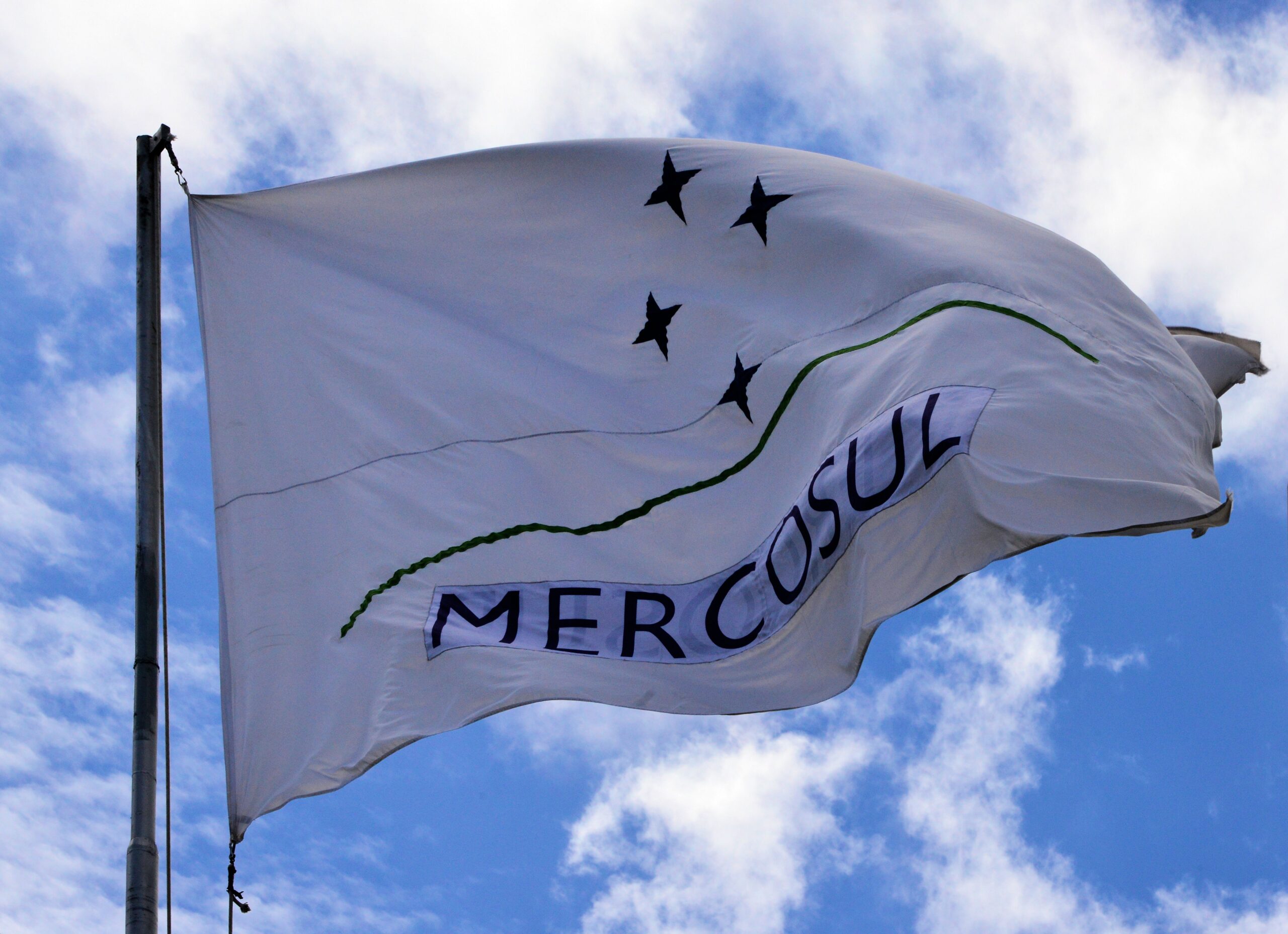 Itália quer mudanças nas seções de agricultura do acordo comercial UE-Mercosul, diz ministro