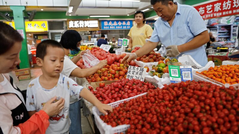 Na China, inflação ao consumidor acelera, e preços ao produtor seguem em deflação