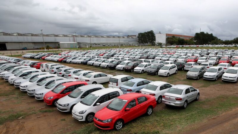 Vendas de carros sobem 14,3% em agosto, diz Fenabrave