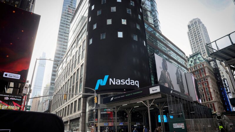 Ações da startup chinesa de direção autônoma WeRide sobem em estreia no Nasdaq