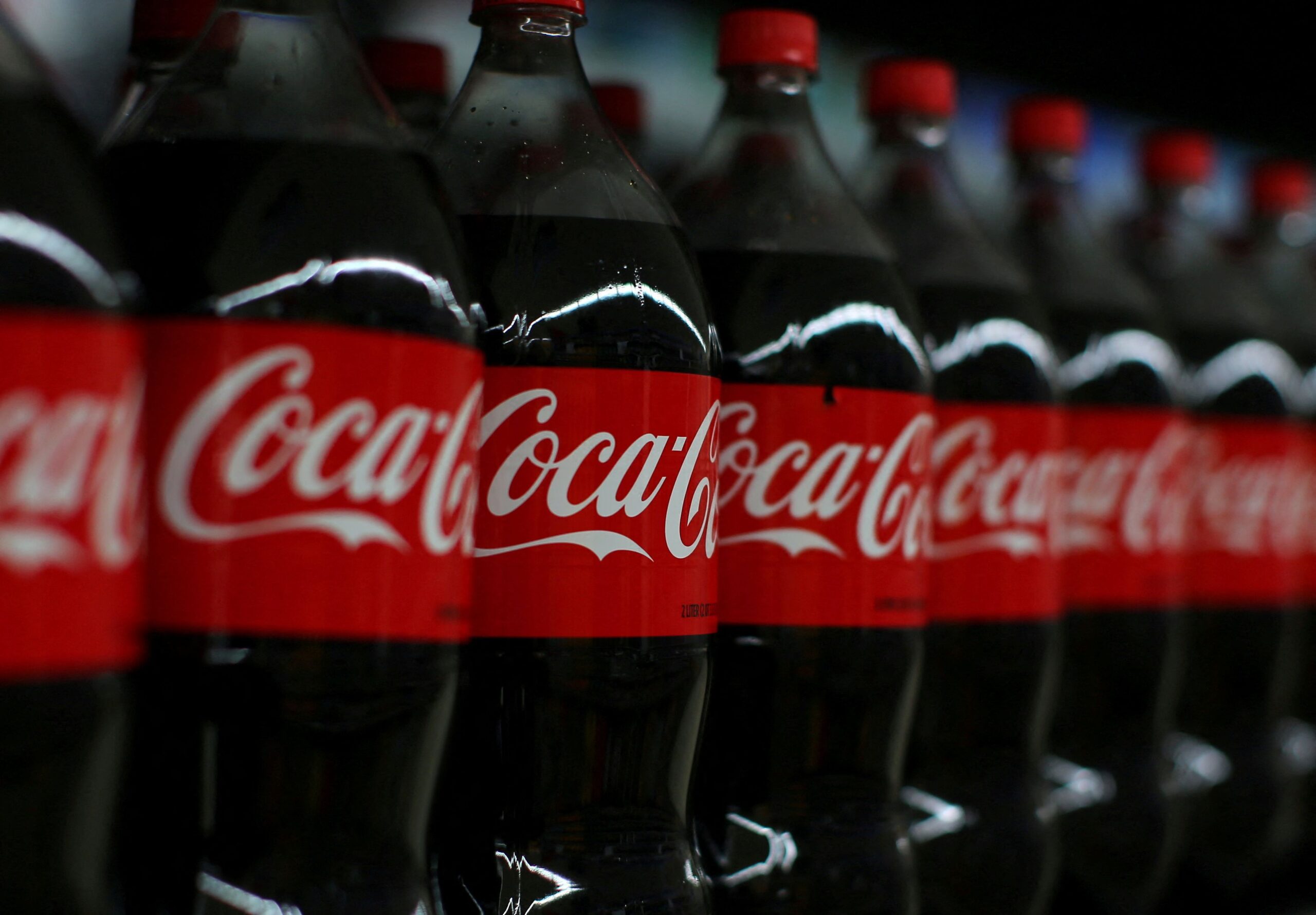 Coca-Cola tem lucro e receita acima do esperado no 3º tri