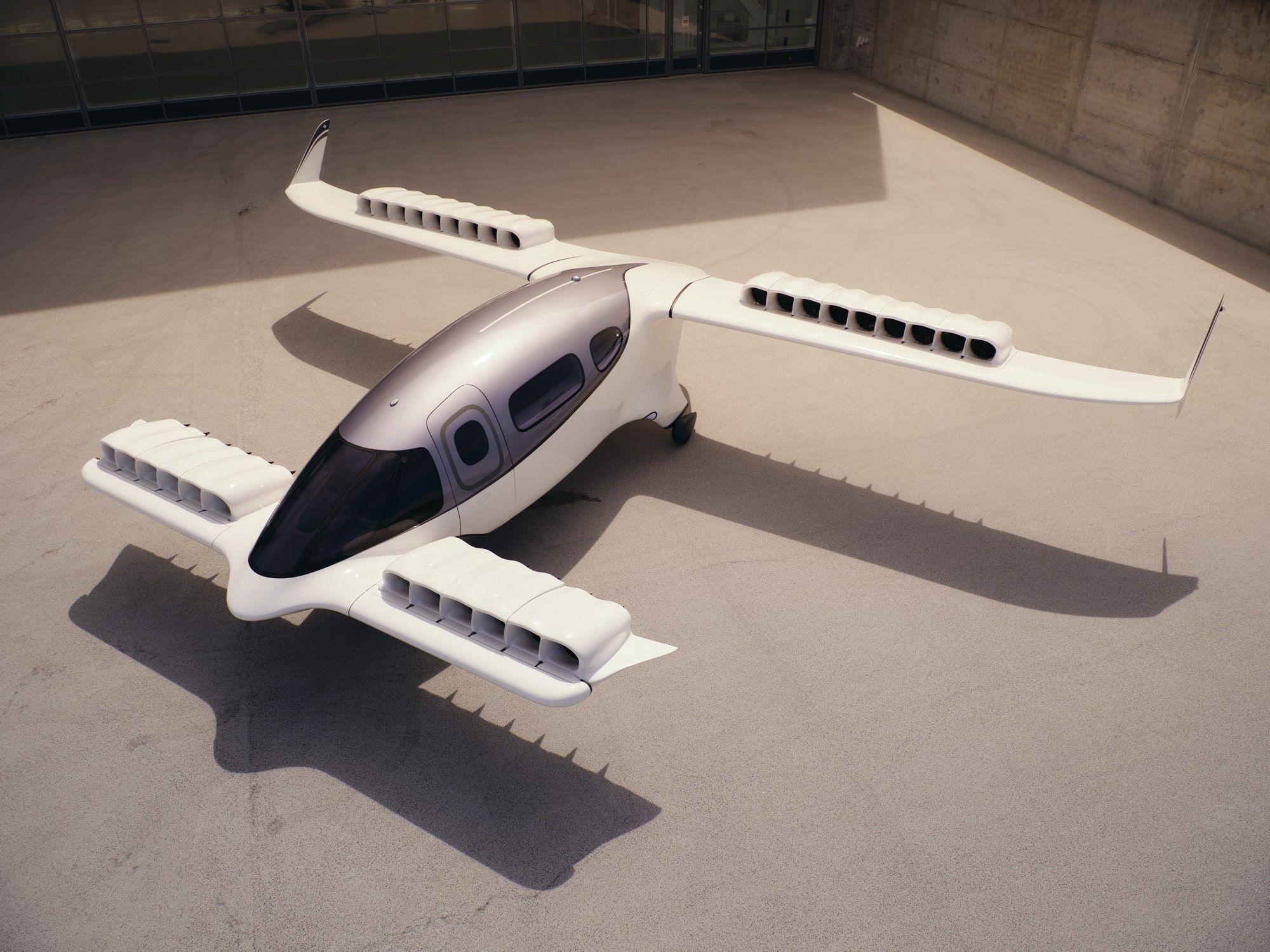 Concorrente da Embraer em carros aéreos, Lilium despenca 45% após anunciar insolvência