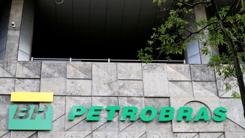 Ex-diretor da Petrobras fala à CNN sobre alta do petróleo