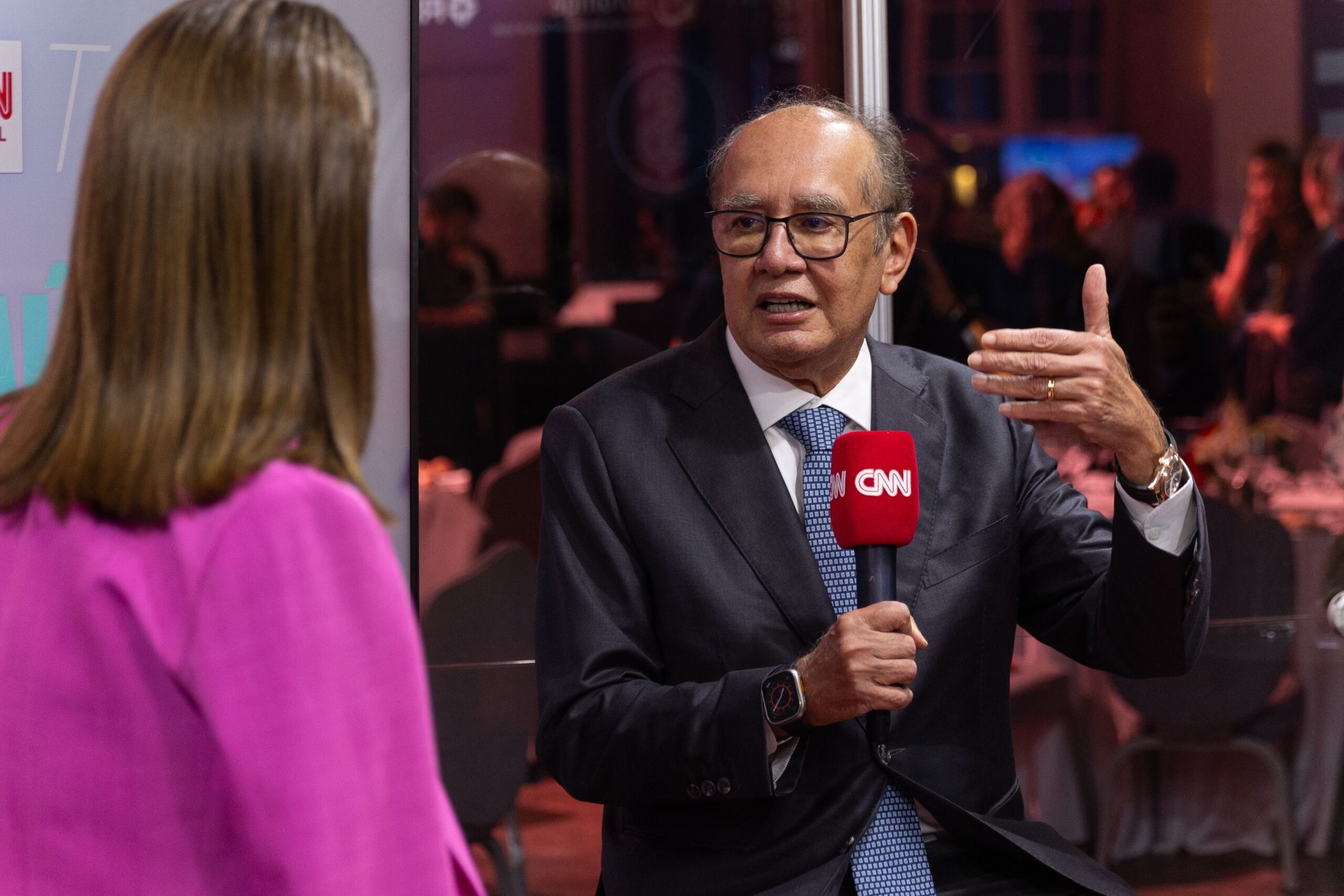 Judicialização expõe desafio do sistema de saúde, diz Gilmar Mendes ao CNN Talks