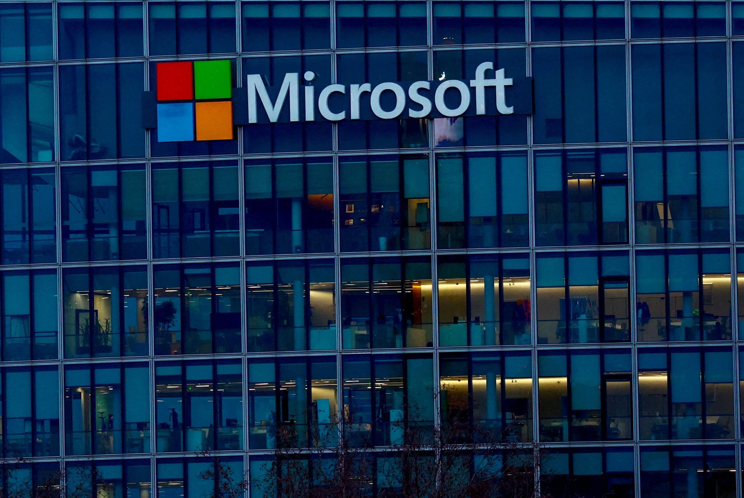 Microsoft investirá US$ 3 bi na Índia para expandir capacidade de IA e nuvem