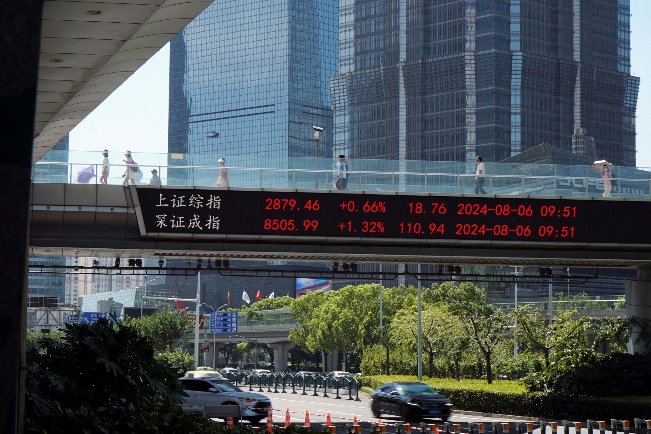 Índices da China e de Hong Kong sobem com PMI otimista e aposta em estímulos
