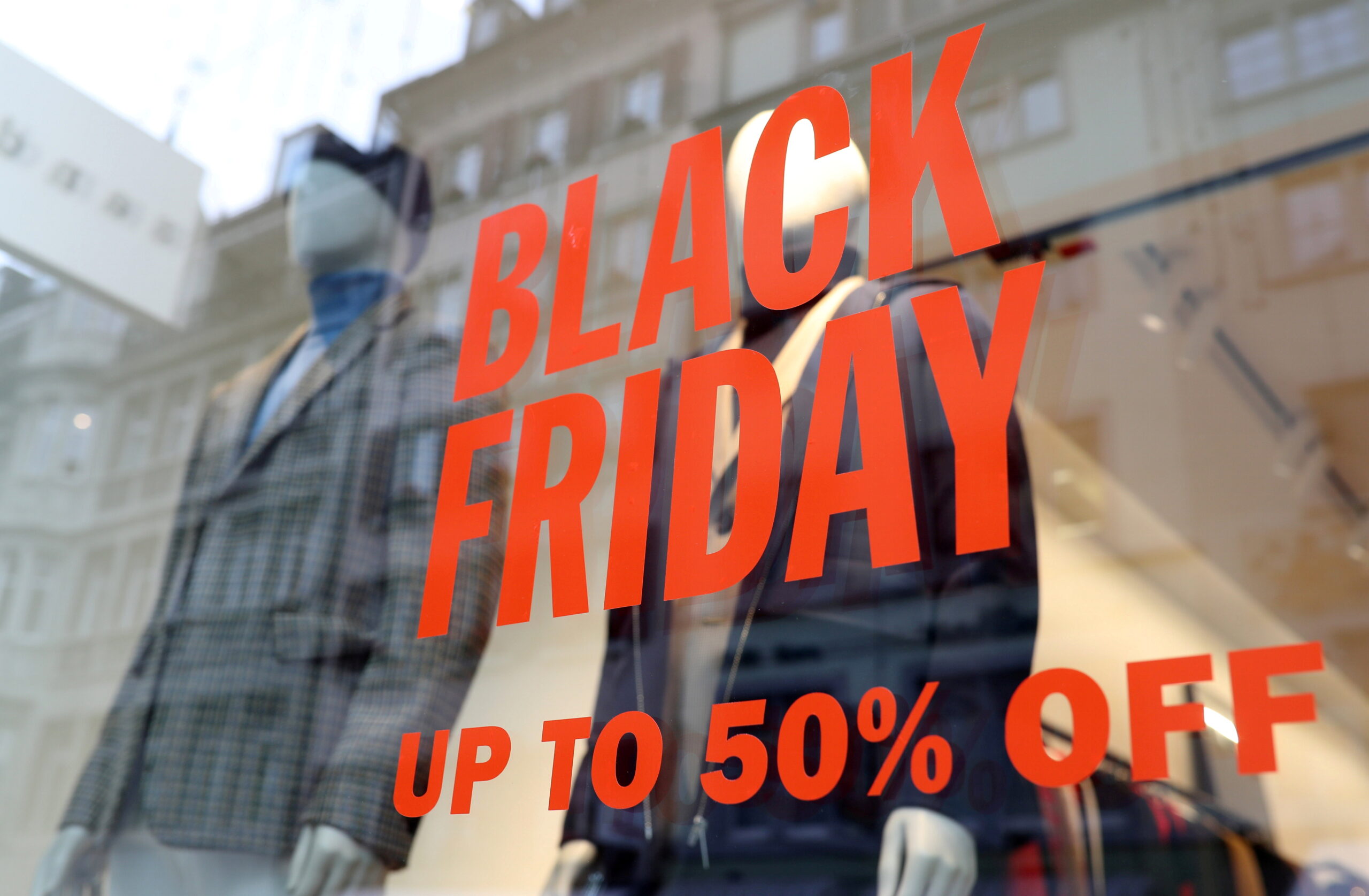 EUA bate recorde de movimento pré-Black Friday, com US$ 6,1 bilhões, mostra levantamento