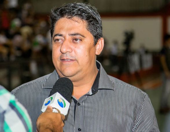 Ananias diz que vereadores do PL poderão ser punidos se não seguirem diretrizes da sigla