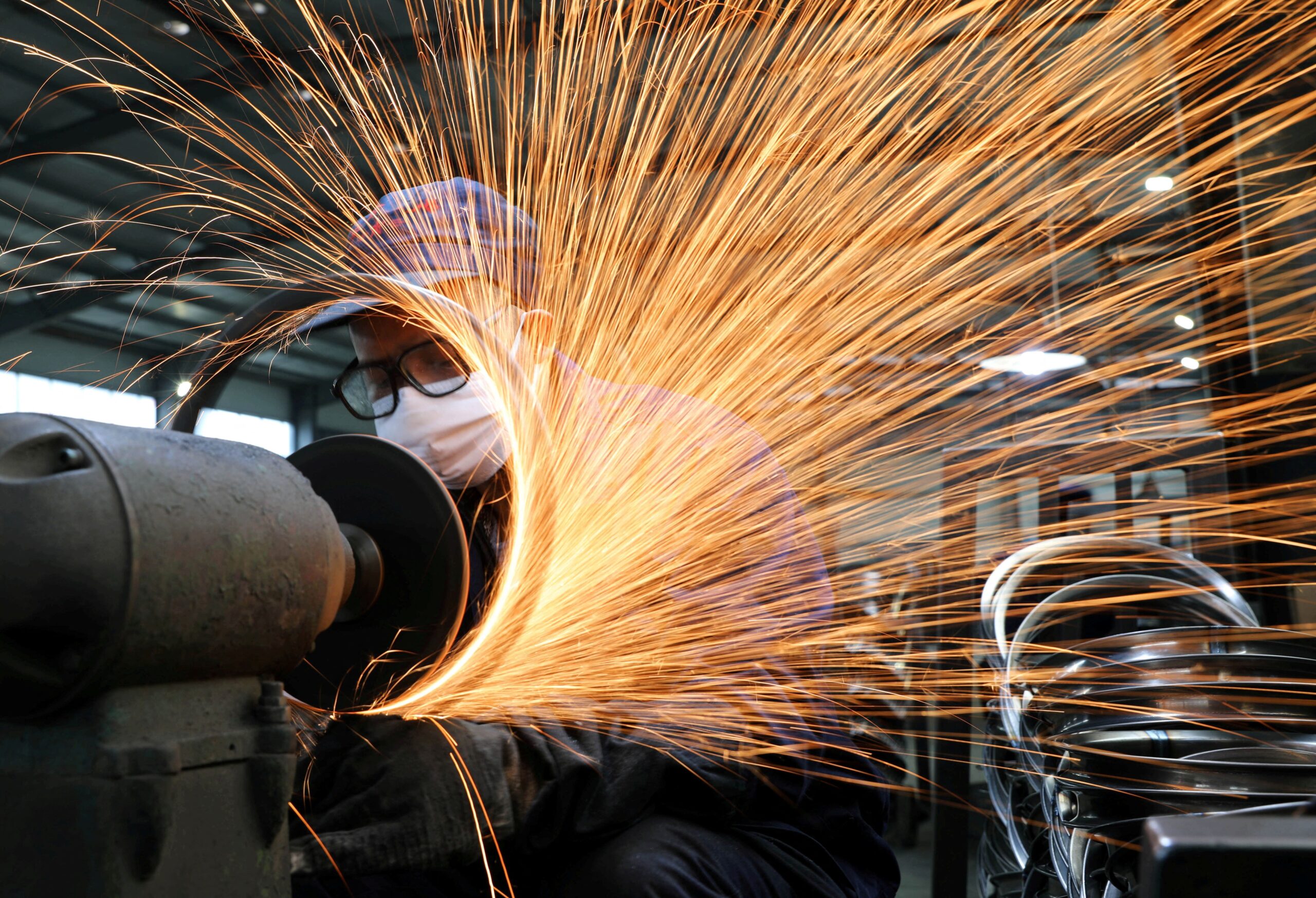 Produção industrial da China cresce pela 2ª vez seguida e chega ao maior nível em 7 meses