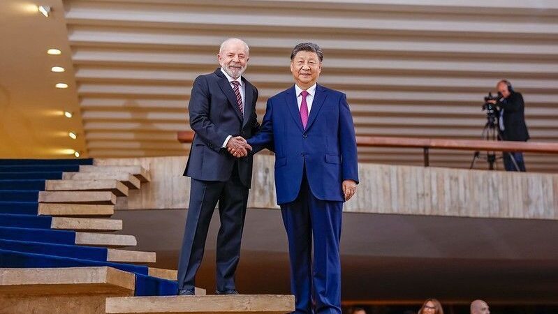 Substituição do dólar e proteção do capital: os bastidores do jantar VIP entre Lula, Xi Jinping e empresários