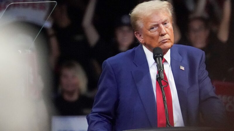 Trump pode endurecer posição sobre petróleo do Irã, mas luta para conter o fluxo