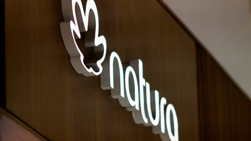 Acionista fundador da Natura&Co reduz participação na companhia com doação à família