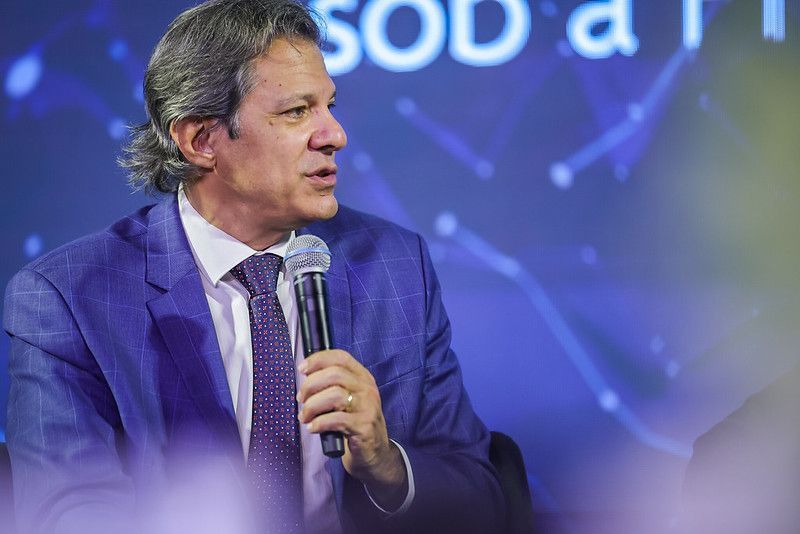 Haddad afirma estar confiante de que pacote fiscal não será “desidratado” no Congresso