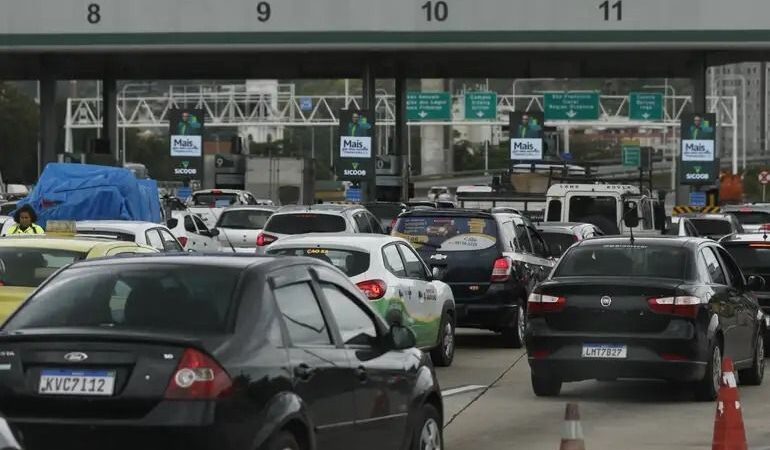 IPVA 2025: motoristas de SP já podem pagar imposto; confira calendário