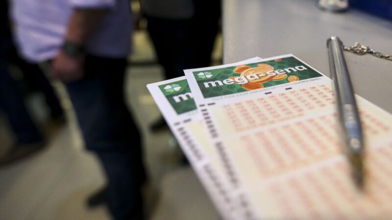 Mega-Sena 2806: sorteio desta terça (10) pode pagar R$ 3,5 milhões
