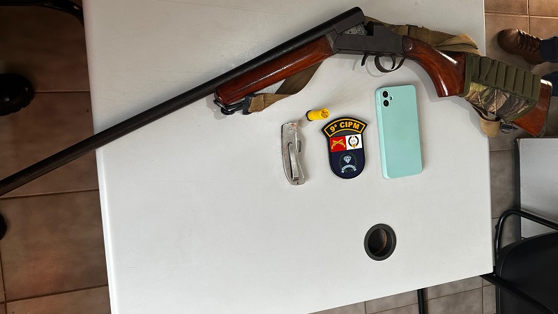 PM prende homem depois de agredir e perseguir mãe e padrasto com arma de fogo – Jornal Advogado – Em Mato Grosso